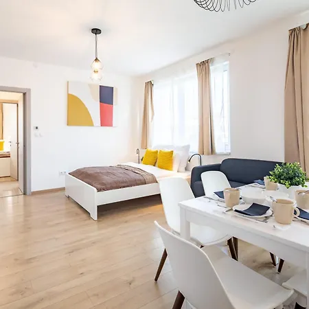 - Balcony - Cozy - Easy