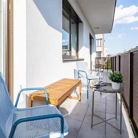 Apartment - Balcony - Cozy - Easy *